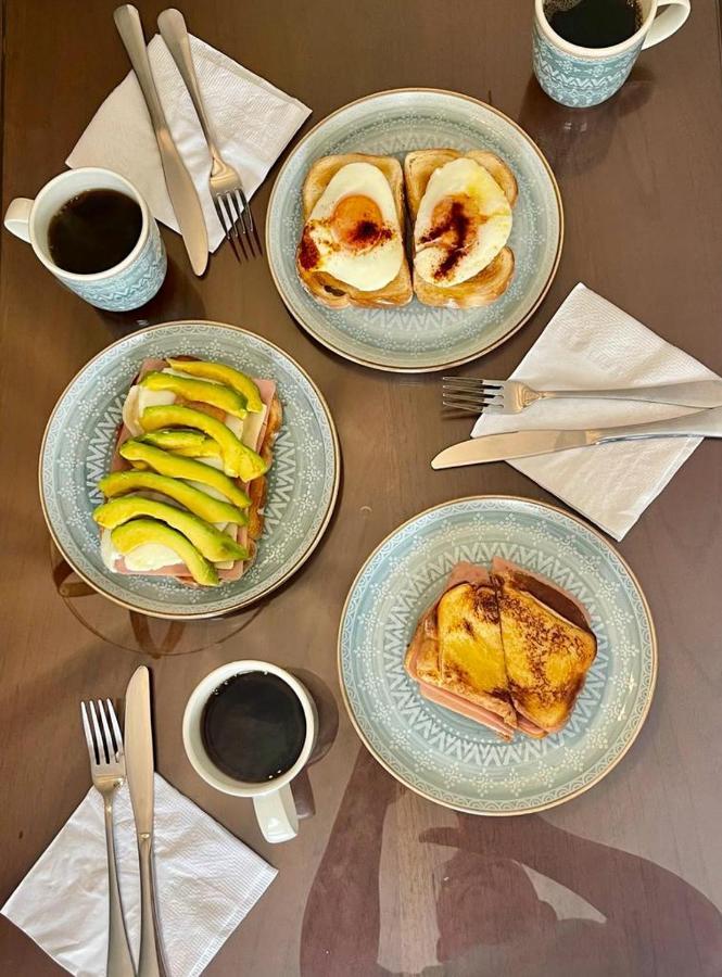 Cal Bed & Breakfast โบโกตา ภายนอก รูปภาพ